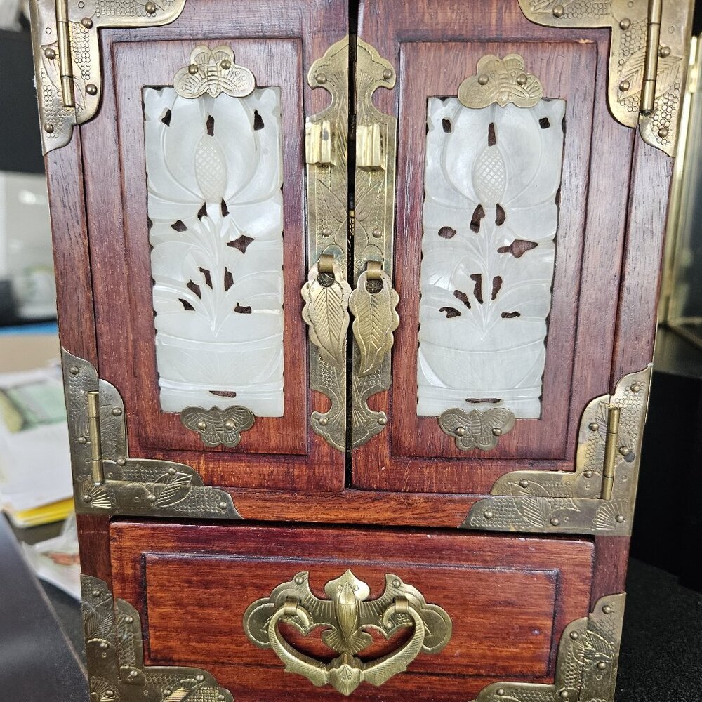 Chinese Jewellery Box